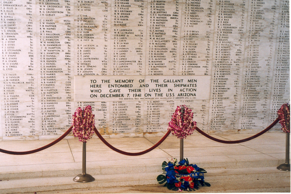 USA,Hawai,Pearl Harbour,USS Arisona ldozataira emlkeztnk a japn lgitmads 62.vforduljn.