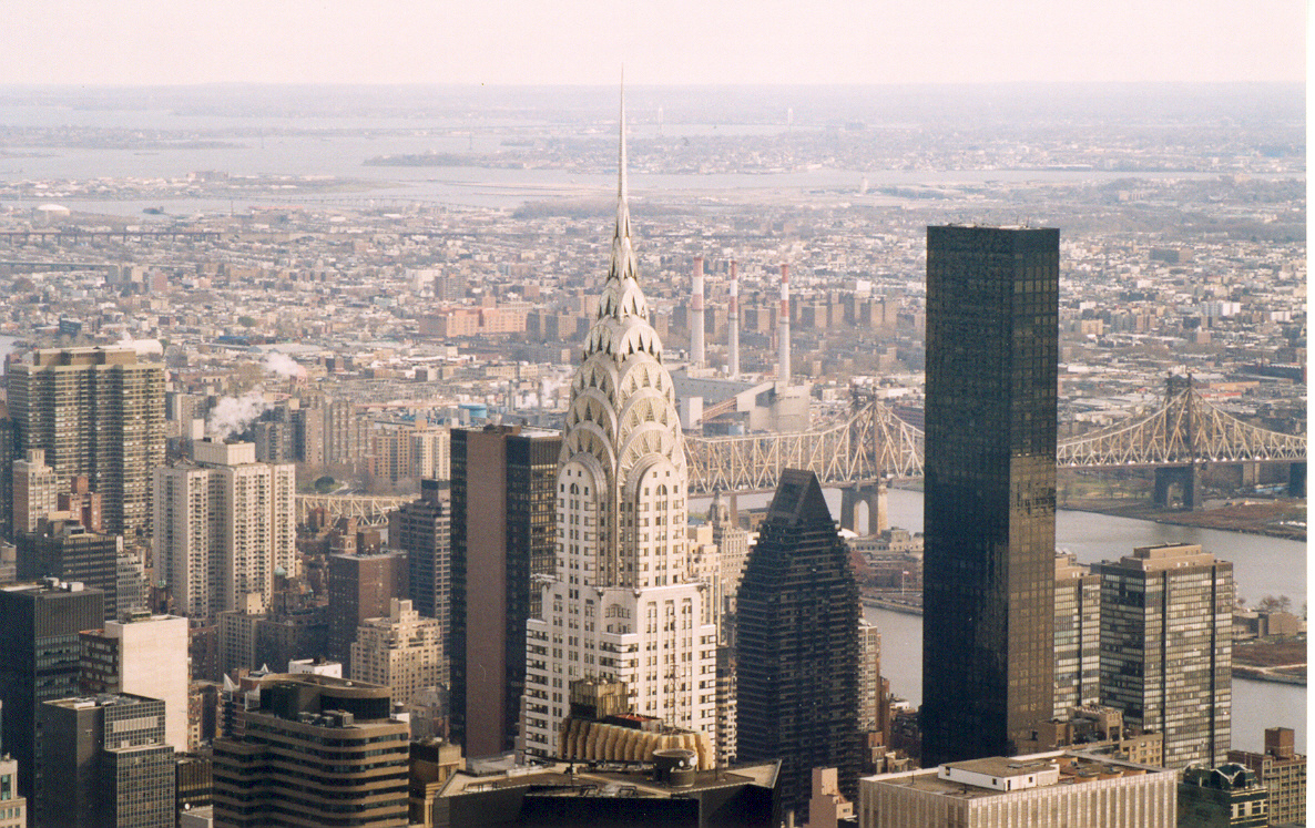 New York az Empire State Buildingbl.